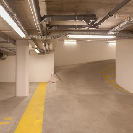 Апартаменты Flh Av. Liberdade Stunning With Balcony & Parking Лиссабон