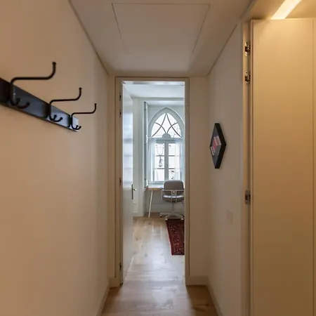 Апартаменты Flh Av. Liberdade Stunning With Balcony & Parking *