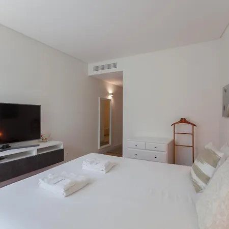 Apartamento Flh Av. Liberdade Stunning With Balcony & Parking Lisboa