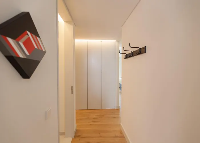 Flh Av. Liberdade Stunning With Balcony & Parking Appartement