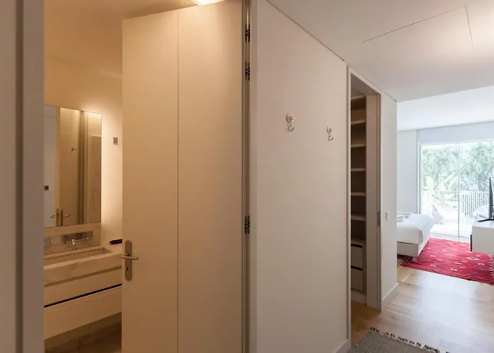 Flh Av. Liberdade Stunning With Balcony & Parking Appartement