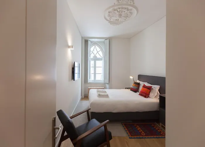 Flh Av. Liberdade Stunning With Balcony & Parking Lisboa